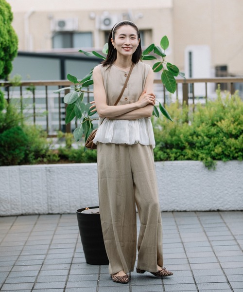 lodie（ロディ）の「【ラグジュアリー セットアップ】異素材フリルベストとワイドパンツ（セットアップ・レディース・ブラック/ベージュ・FREE）」の5枚目の写真