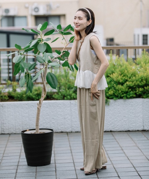 lodie（ロディ）の「【ラグジュアリー セットアップ】異素材フリルベストとワイドパンツ（セットアップ・レディース・ブラック/ベージュ・FREE）」の9枚目の写真