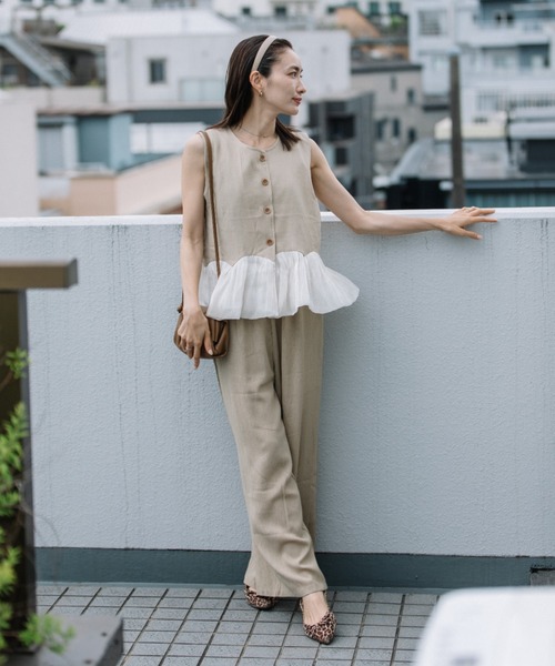 lodie（ロディ）の「【ラグジュアリー セットアップ】異素材フリルベストとワイドパンツ（セットアップ・レディース・ブラック/ベージュ・FREE）」の17枚目の写真
