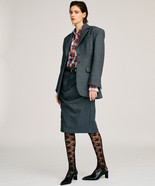 PRANK PROJECT(プランクプロジェクト)の「【2026Autumn Pre-Order】チェックショルダーパッテドシャツ / Check Shoulder Padded Shirt(シャツ/ブラウス・レディース・ベージュ/レッド/ネイビー・FREE)」の22枚目の写真