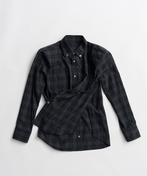 PRANK PROJECT(プランクプロジェクト)の「【2026Autumn Pre-Order】チェックショルダーパッテドシャツ / Check Shoulder Padded Shirt(シャツ/ブラウス・レディース・ベージュ/レッド/ネイビー・FREE)」の12枚目の写真