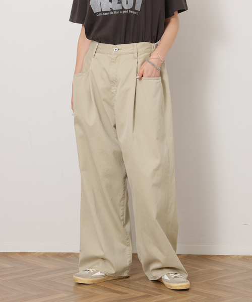 JOURNAL STANDARD LUXE(ジャーナルスタンダード ラックス)の「チノ コラパンツ(チノパンツ・レディース・ベージュ・MEDIUM/SMALL)」の3枚目の写真