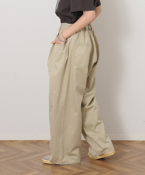 JOURNAL STANDARD LUXE(ジャーナルスタンダード ラックス)の「チノ コラパンツ(チノパンツ・レディース・ベージュ・MEDIUM/SMALL)」の4枚目の写真