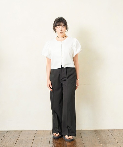INOIE（イノイエ）の「［INOIE］ボリュームパフスリーブ クロップドブラウスジャケット（その他アウター・レディース・ホワイト/ブラック・FREE）」の3枚目の写真