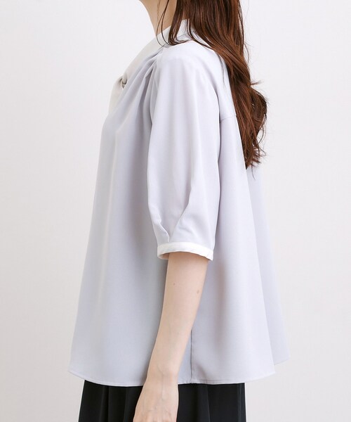 grove（グローブ）の「【洗濯機OK/シワになりにくい】1枚で華やぐ配色ボウタイブラウス（シャツ/ブラウス・レディース・ネイビー系4/ホワイト系3/ライトグレー系4・04/05/01/02/03）」の17枚目の写真