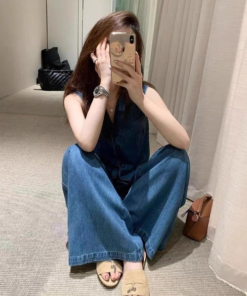 FAVORITO(ファヴォリート)の「デニムベストワイドパンツセットアップ(セットアップ・レディース・ブルー・S/M/L)」の5枚目の写真