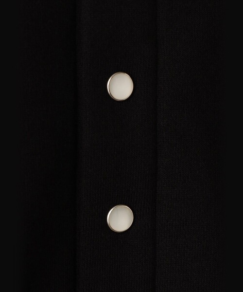 agnes b.(アニエスベー)の「メンズ ロゴ 刺繍 コットン ブルゾン "Senga"(ブルゾン・メンズ・ブラック・1/2/3)」の7枚目の写真