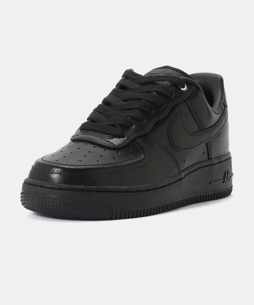 NIKE(ナイキ)の「NIKE WMNS AIR FORCE 1 '07 IO3124-001(スニーカー・レディース・ブラック・25cm/24.5cm/24cm/23.5cm/23cm)」の2枚目の写真