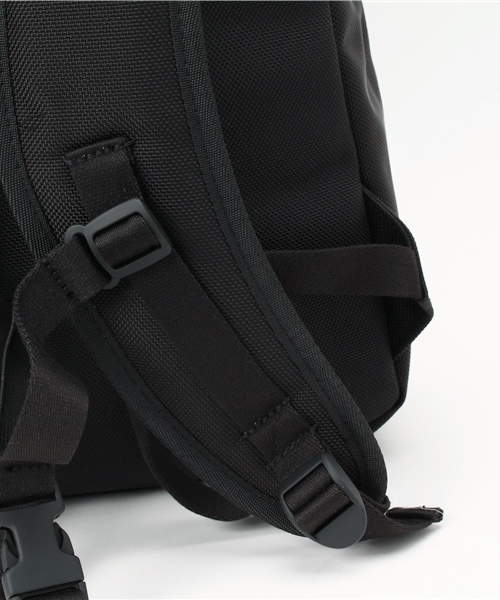 AMERICAN RAG CIE(アメリカンラグシー)の「C6(シーシックス) POCKET BACKPACK / 102-C-6-C1599(バックパック/リュック・メンズ・ブラック・FREE)」の6枚目の写真