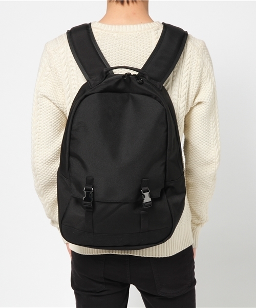 AMERICAN RAG CIE(アメリカンラグシー)の「C6(シーシックス) POCKET BACKPACK / 102-C-6-C1599(バックパック/リュック・メンズ・ブラック・FREE)」の10枚目の写真