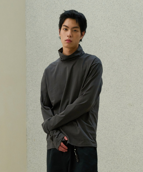 DESIRED(デシレッド)の「エッセンシャル タートルネック Tシャツ-FFSK5111C09(Tシャツ/カットソー・レディース・ダークグレー・MEDIUM/LARGE/X-LARGE)」の3枚目の写真