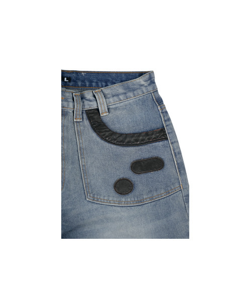 ERTR（イーアールティーアール）の「レザークロスパッチ デニムパンツ ブルー（デニムパンツ・レディース・その他・SMALL/MEDIUM/LARGE）」の3枚目の写真