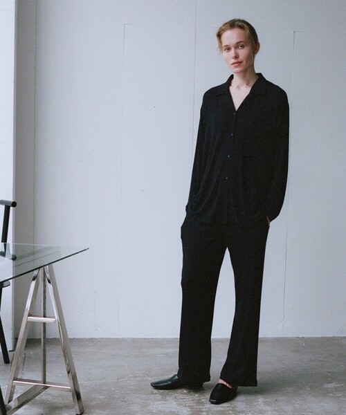 john masters UNITED ARROWS（ジョンマスターユナイテッドアローズ）の「＜john masters UNITED ARROWS＞アルガンオイル ロングスリーブシャツ（シャツ/ブラウス・レディース・ホワイト/モカ・FREE）」の6枚目の写真