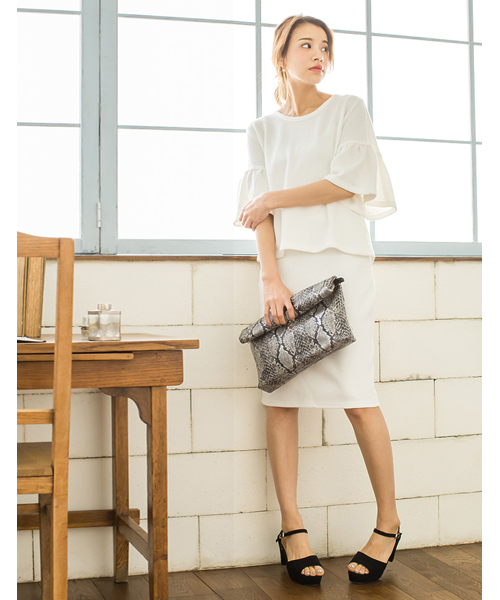 Re:EDIT(リエディ)の「アンクルストラップ太ヒールサンダル(サンダル・レディース・ブラック/シルバー/ホワイト/パイソン・MEDIUM/X-LARGE/SMALL/LARGE)」の8枚目の写真