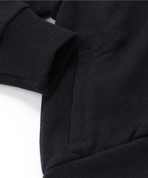 CHUBBYGANG（チャビーギャング）の「ハイネックジップアップ裏毛パーカー（パーカー・キッズ・ブラック/ライトグレー・110/130/160/100/120/150/140）」の6枚目の写真