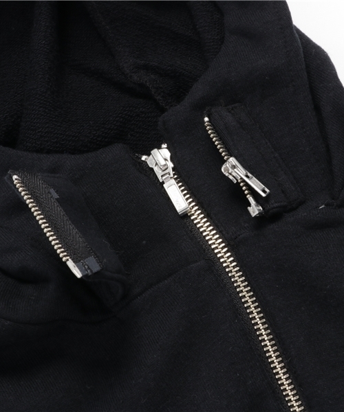 CHUBBYGANG（チャビーギャング）の「ハイネックジップアップ裏毛パーカー（パーカー・キッズ・ブラック/ライトグレー・110/130/160/100/120/150/140）」の7枚目の写真