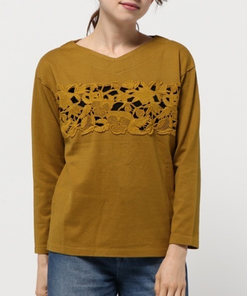 RNA-N(アールエヌエーエヌ)の「M0581 レースコンビワイドプルオーバー(Tシャツ/カットソー・レディース・ブラック/キナリ/マスタード・MEDIUM)」の3枚目の写真