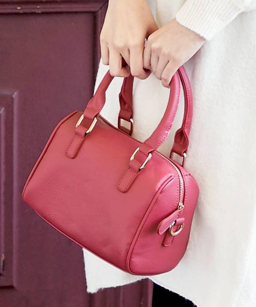 KOBE LETTUCE(コウベレタス)の「コンパクトミニボストンバッグ(ショルダーバッグ・レディース・アイボリー/ブラック/サックスブルー/ライトピンク/ピンク系その他/モスグリーン/キャメル/コーラルピンク/レッド/ブルー/シルバー/イエロー/ネイビー/ブラウン/ボルドー/ピンク系その他2/グレイッシュベージュ/マスタード/パープル/ブルー系その他・ONE SIZE)」の17枚目の写真