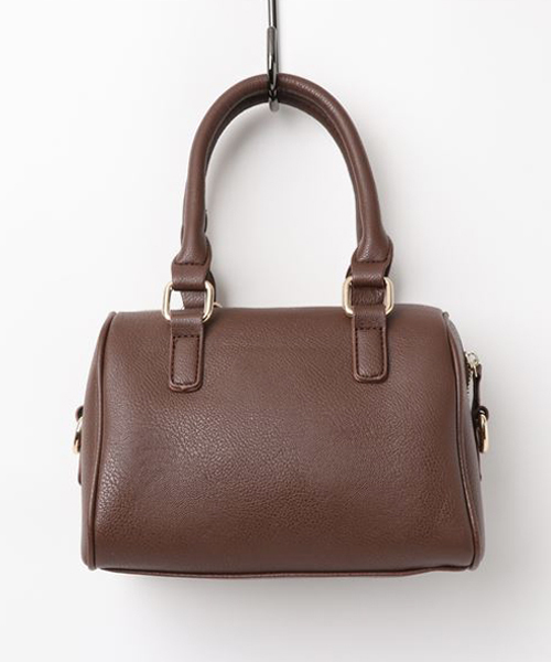 KOBE LETTUCE(コウベレタス)の「コンパクトミニボストンバッグ(ショルダーバッグ・レディース・アイボリー/ブラック/サックスブルー/ライトピンク/ピンク系その他/モスグリーン/キャメル/コーラルピンク/レッド/ブルー/シルバー/イエロー/ネイビー/ブラウン/ボルドー/ピンク系その他2/グレイッシュベージュ/マスタード/パープル/ブルー系その他・ONE SIZE)」の4枚目の写真