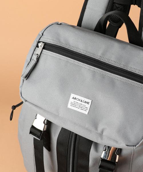 ARCH & LINE（アーチアンドライン）の「【ARCH&LINE(アーチ＆ライン)】ユーティリティバッグ25L ◆（バックパック/リュック・キッズ・ブラック/グレー・FREE）」の6枚目の写真