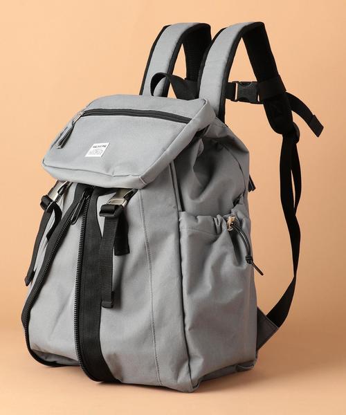 ARCH & LINE（アーチアンドライン）の「【ARCH&LINE(アーチ＆ライン)】ユーティリティバッグ25L ◆（バックパック/リュック・キッズ・ブラック/グレー・FREE）」の8枚目の写真