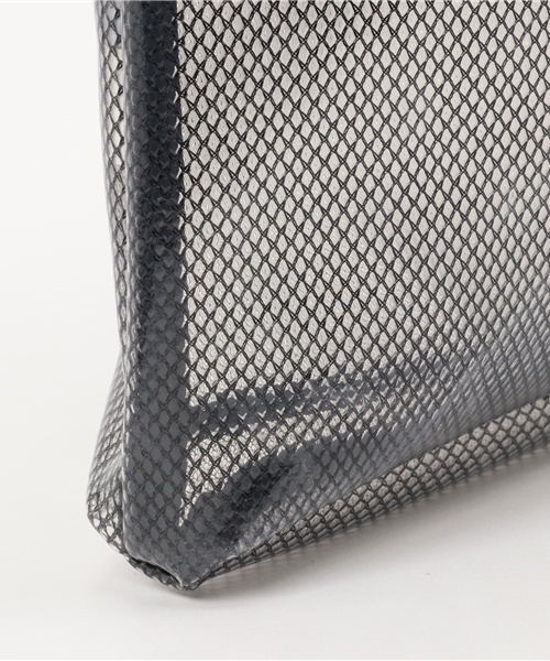 WEGO（ウィゴー）の「WEGO/クリアメッシュサコッシュ（ショルダーバッグ・レディース・ブラック/ホワイト・FREE）」の3枚目の写真