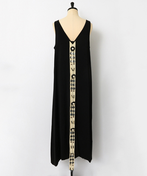 BY MALENE BIRGER(バイマレーネビルガー)の「BY MALENE BIRGER DRESS(ワンピース・レディース・ブラック・34/32)」の4枚目の写真