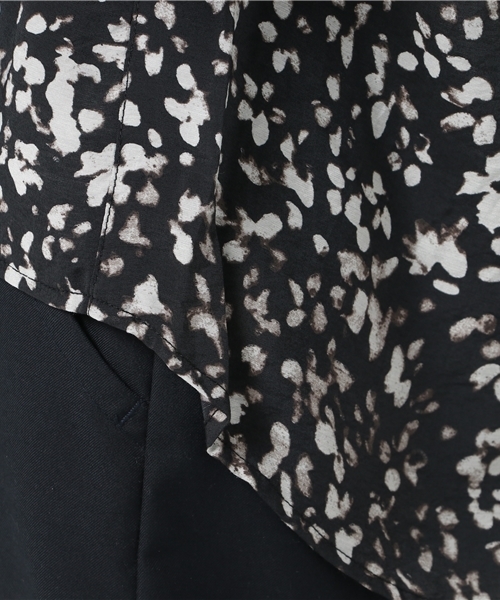 MOUSSY（マウジー）の「DYE FLOWER BLOUSE（シャツ/ブラウス・レディース・ブラック系その他/レッド系その他/ダークネイビー・FREE）」の9枚目の写真