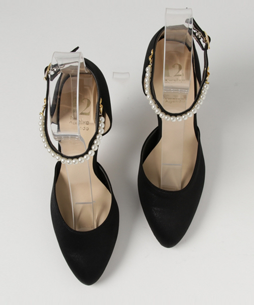 12Twelve Agenda（トゥエルブ　アジェンダ）の「パールストラップパンプス（ドレスシューズ・レディース・ベージュ/ブラック・L/M/S）」の4枚目の写真