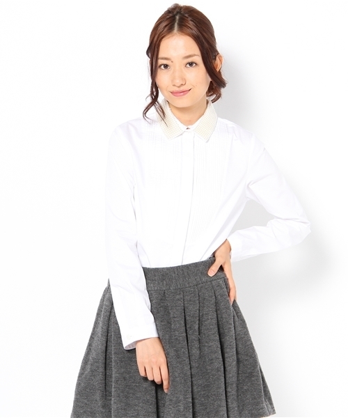 Ray BEAMS(レイビームス)の「Ray BEAMS / パール衿 ピンタック シャツ(シャツ/ブラウス・レディース・ホワイト・0/1)」の4枚目の写真