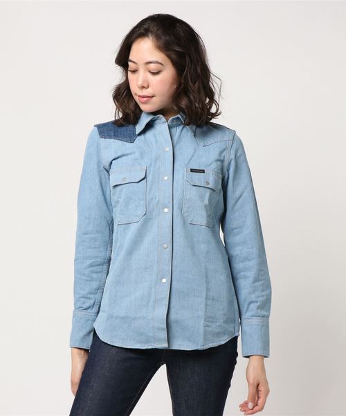 Calvin Klein Jeans（カルヴァンクラインジーンズ）の「ウェスタンデニムシャツ（シャツ/ブラウス・レディース・ブルー・MEDIUM/LARGE/SMALL/X-SMALL）」の4枚目の写真