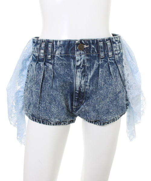 WC(ダブル シー)の「wc/飾りレースデニムショーツ(デニムパンツ・レディース・インディゴブルー/サックスブルー・FREE)」の4枚目の写真