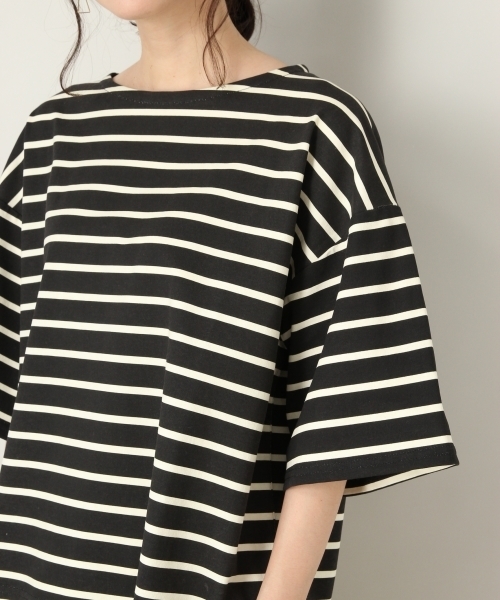 LOWRYS FARM（ローリーズファーム）の「ボーダーＢＩＧＴシャツ　802980（Tシャツ/カットソー・レディース・オフホワイト/ブラック/ベージュ/ブルー/レッド/ブラウン・MEDIUM/LARGE）」の16枚目の写真