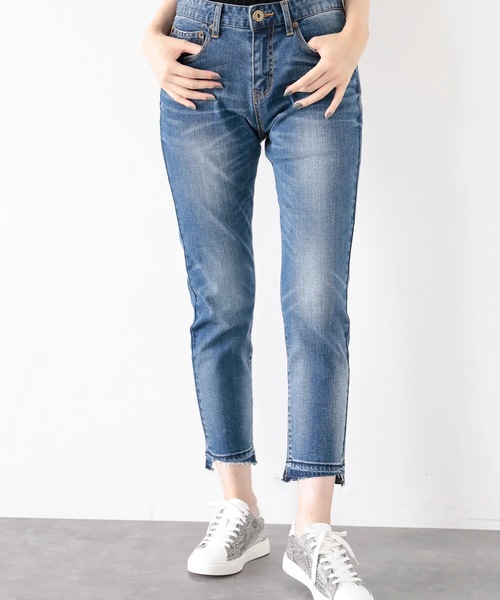 Editt by YECCA VECCA（エディットバイイェッカヴェッカ）の「裾カットオフデニムパンツ（その他パンツ・レディース・インディゴブルー/その他16・SMALL/MEDIUM）」の7枚目の写真
