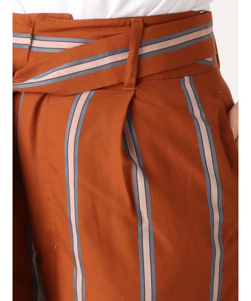 Ungrid(アングリッド)の「ハイウエストストライプパンツ(その他パンツ・レディース・ネイビー/キャメル・SMALL/MEDIUM)」の10枚目の写真