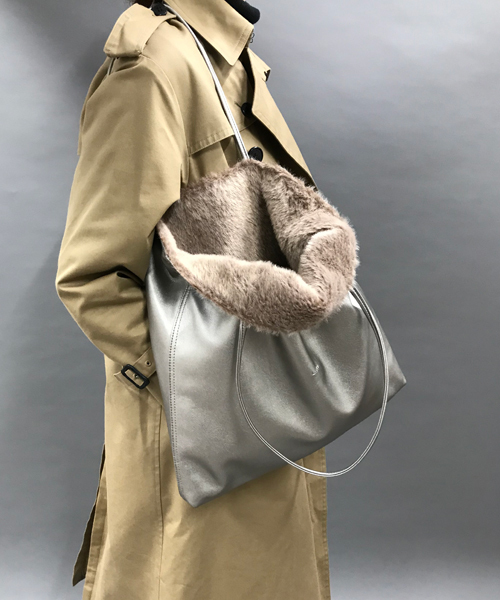 Laugoa(ラウゴア)の「【LAUGOA】 Loose 18526-11031(ショルダーバッグ・レディース・オフホワイト/オレンジ/グリーン/グレイッシュベージュ・FREE)」の10枚目の写真