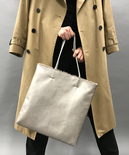 Laugoa(ラウゴア)の「【LAUGOA】 Loose 18526-11031(ショルダーバッグ・レディース・オフホワイト/オレンジ/グリーン/グレイッシュベージュ・FREE)」の12枚目の写真
