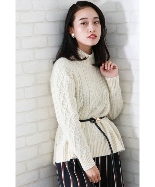 &g'aime(アンジェム)の「ZOZOTOWN限定【&g'aime】アンゴラフレアケーブルニット(ニット/セーター・レディース・ブラック/ベージュ/グレー/グリーン/アイボリー/ロイヤルブルー・FREE)」の12枚目の写真