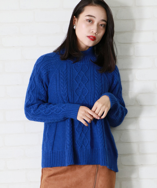 &g'aime(アンジェム)の「ZOZOTOWN限定【&g'aime】アンゴラフレアケーブルニット(ニット/セーター・レディース・ブラック/ベージュ/グレー/グリーン/アイボリー/ロイヤルブルー・FREE)」の8枚目の写真