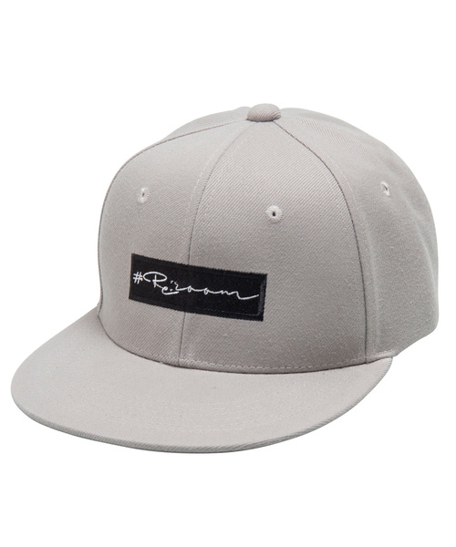 #Re:room（リルーム）の「ボックスロゴ フラットバイザー キャップ（キャップ・メンズ・ホワイト/ブラック/ベージュ/グレー・FREE）」の4枚目の写真