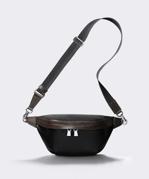 aniary（アニアリ）の「ボディバッグ（アンティークレザー）（ボディバッグ/ウエストポーチ・メンズ・ブラック/ダークブラウン/ダークブルー/キャメル/マルーン/ライトグレー/ブルー系その他/ダークオレンジ/ブラック×グレー/レッド系その他/ダークネイビー/ホワイト系その他・FREE）」の4枚目の写真