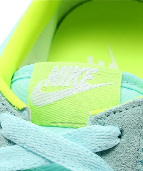 NANO universe（ナノユニバース）の「NIKE/WMNS CLASSIC CORTEZ  NYLON（スニーカー・レディース・ライトグリーン/ピンク系その他・23/25/24）」の8枚目の写真