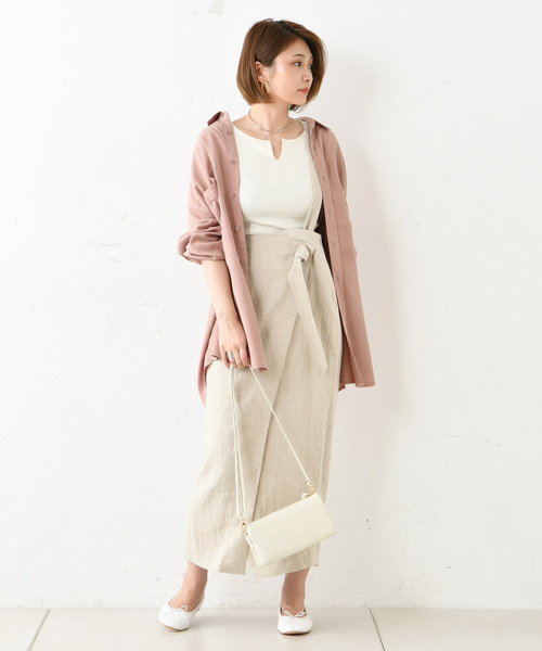 DouDou（ドゥドゥ）の「バック切替ビッグシャツ（シャツ/ブラウス・レディース・ピンク/オフホワイト/ブラウン・FREE）」の14枚目の写真