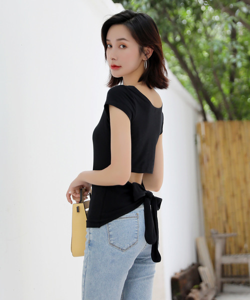 OSYAREVO(オシャレボ)の「バックオープンリボンTシャツ(Tシャツ/カットソー・レディース・ブラック/ホワイト/コーラル・SMALL/MEDIUM/LARGE)」の10枚目の写真