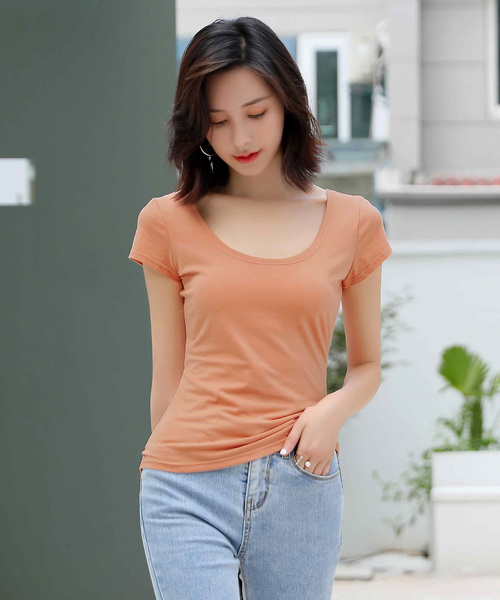 OSYAREVO(オシャレボ)の「バックオープンリボンTシャツ(Tシャツ/カットソー・レディース・ブラック/ホワイト/コーラル・SMALL/MEDIUM/LARGE)」の15枚目の写真