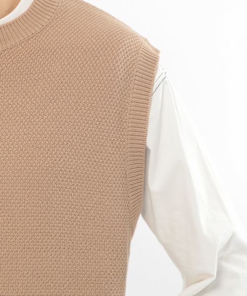 LAKOLE（ラコレ）の「強撚ニットベスト / LAKOLE（ベスト・メンズ・ブラック/ベージュ/ブラウン・MEDIUM/LARGE）」の10枚目の写真