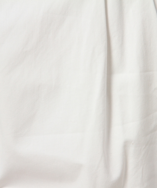 BEAUTY&YOUTH UNITED ARROWS（ビューティーアンドユースユナイテッドアローズ）の「BYBC コットンツイルタックテーパードパンツ　◆（その他パンツ・レディース・ホワイト/ベージュ・SMALL/MEDIUM）」の5枚目の写真