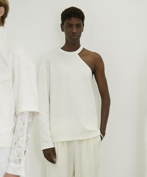 JUHA(ユハ)の「RIPPLE ONE SHOULDER(Tシャツ/カットソー)」|ホワイト