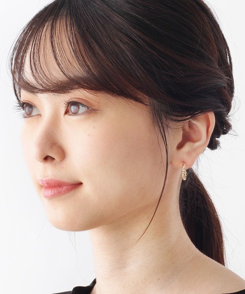 COCOSHNIK(ココシュニック)の「K102本ねじりつぶし フープピアス(ピアス(両耳用)・レディース・ホワイト系その他7・00)」の5枚目の写真