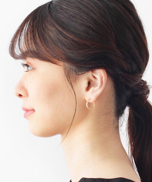 COCOSHNIK(ココシュニック)の「K102本ねじりつぶし フープピアス(ピアス(両耳用)・レディース・ホワイト系その他7・00)」の7枚目の写真